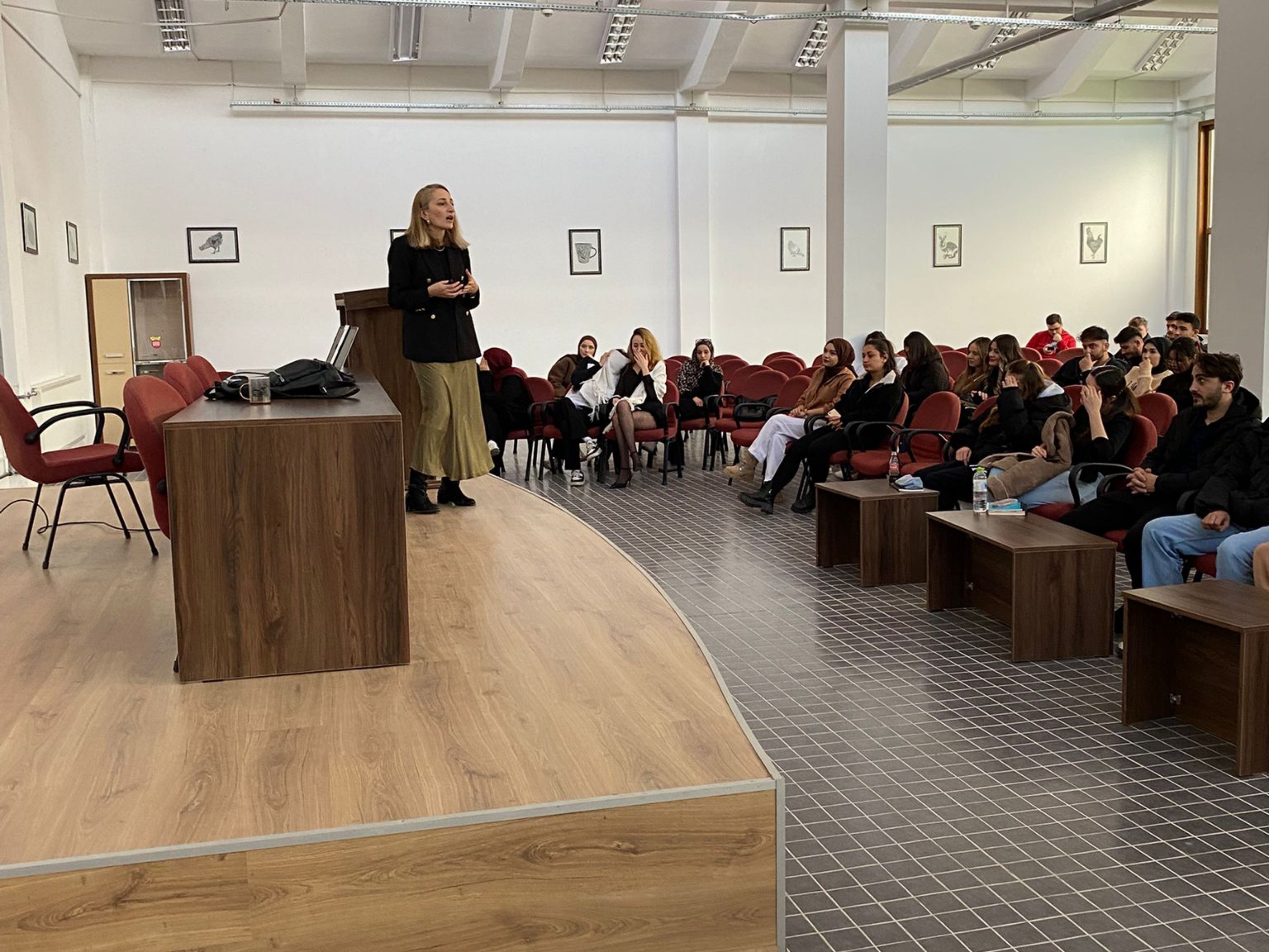 Erasmus Öğrenci Hareketliliği Bilgilendirme Toplantısı Gerçekleştirildi